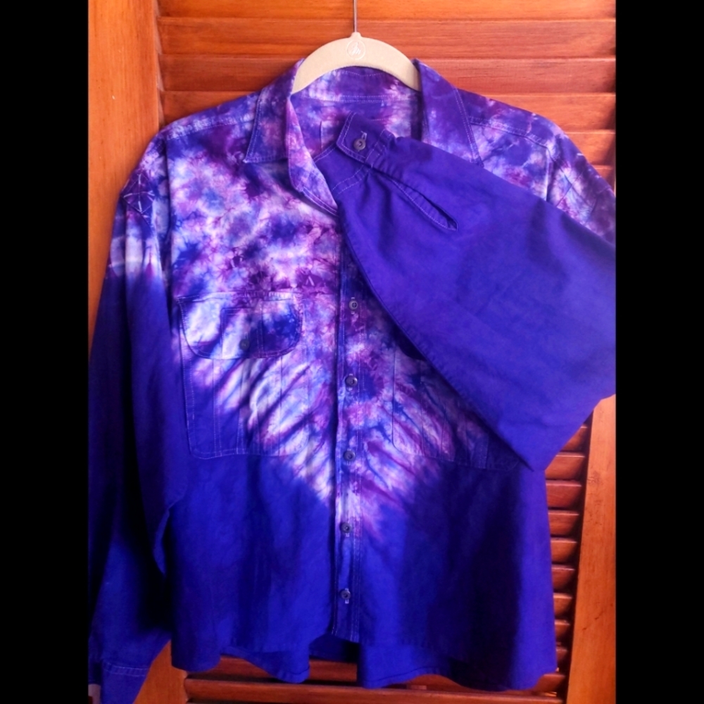 Basic Saturdays Blues Vintage Button Up Long Slee… - image 4